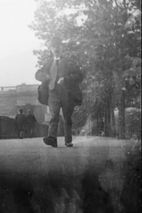 Promenaders by the Serpentine in Hyde Park